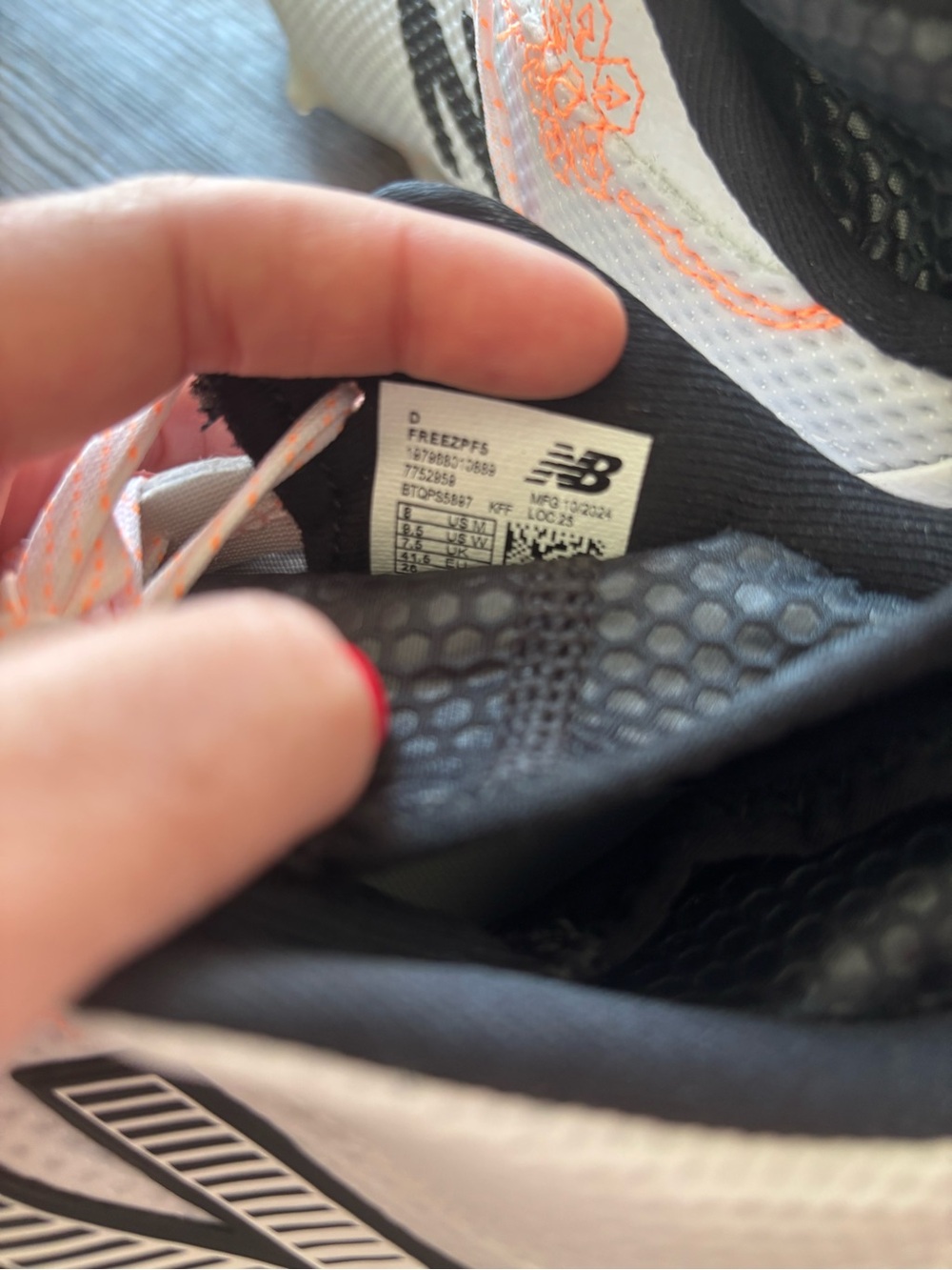 New Balance Lacrosse Cleats - Picture 7 of 7